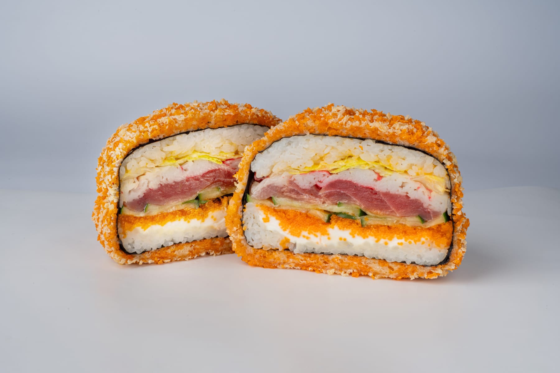 Доставка суші бургера з тунцем по Києву