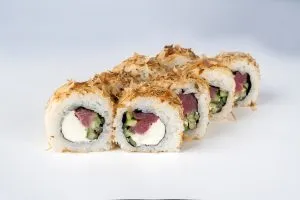 Замовити роли боніто з тунцем