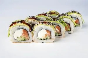 Замовити роли з авокадо