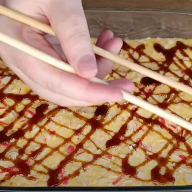 Запеченный суши торт с курицей