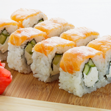 sushi-filadelfiya-z-lososyem-retsept роли філадельфія з лососем - доставка по Києву