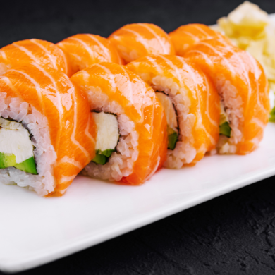 sushi-s-lososyem-v-kieve Суші з лососем - доставка в Києві